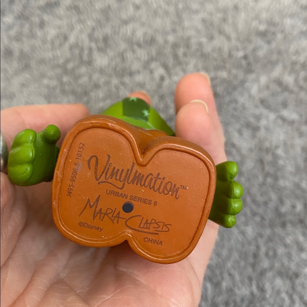 🌵 Retired Disney Vinylmation Potted Cactus from the "Urban 6" series! - Picture 3 of 4